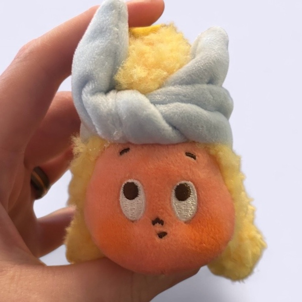 POP MART Adorable We Are Twinkle Twinkle Plush Pendant - “Little Cutie” - Picture 5 of 9